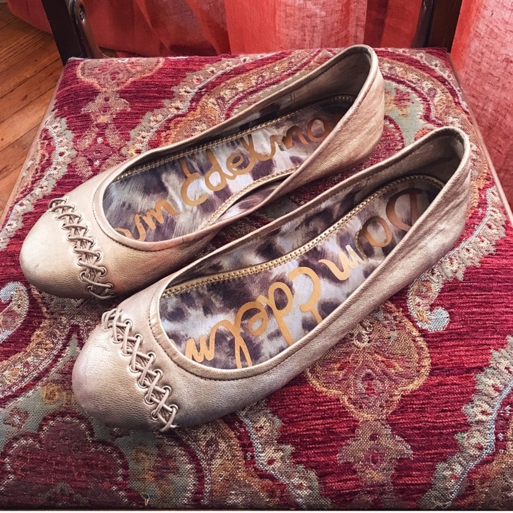 Sam Edelman gold leather flats size 9 1/2